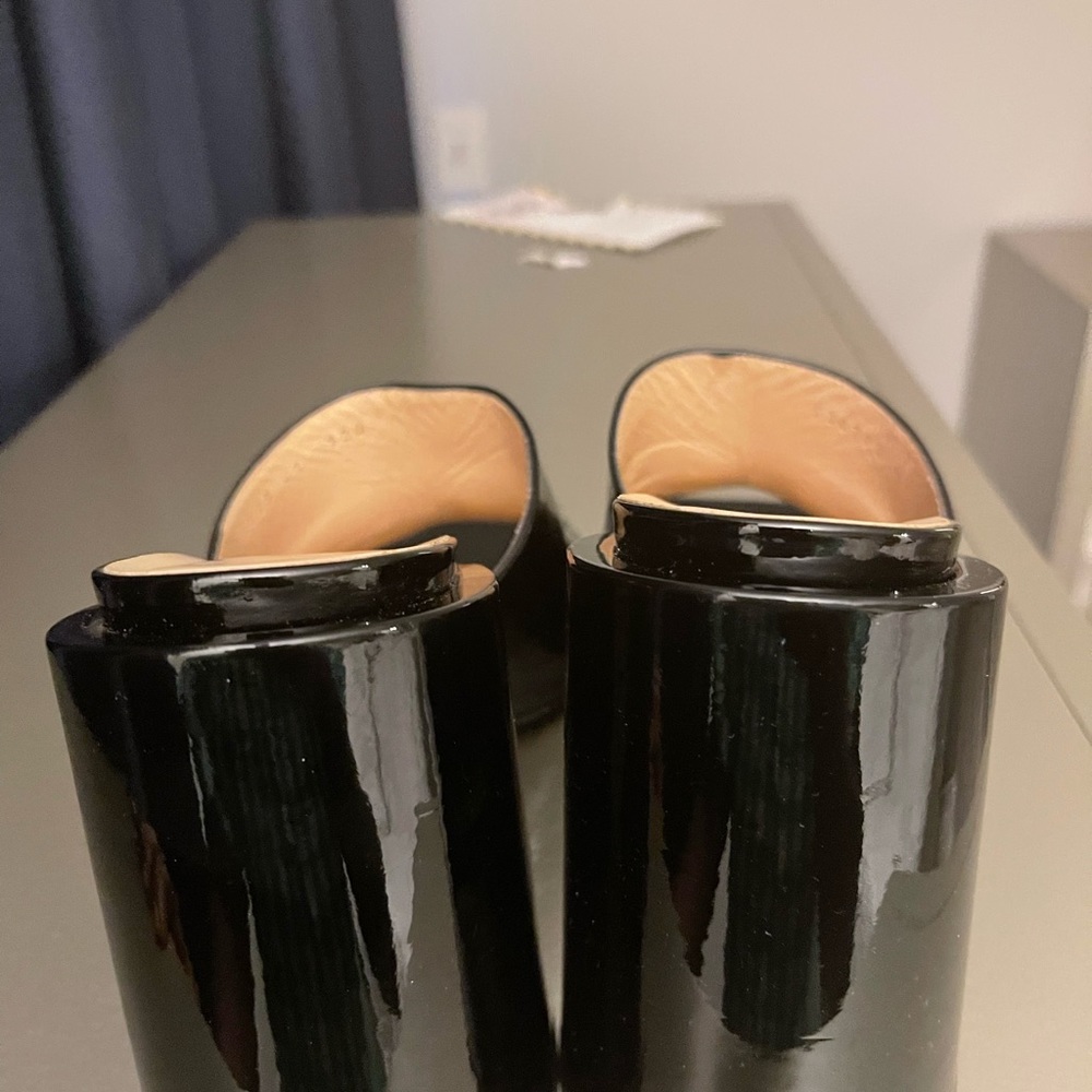 Gucci black slippers